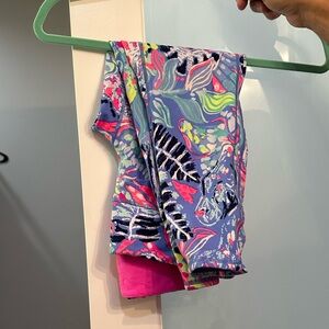 Fantasy Garden Cropped leggings size small. VEUC.